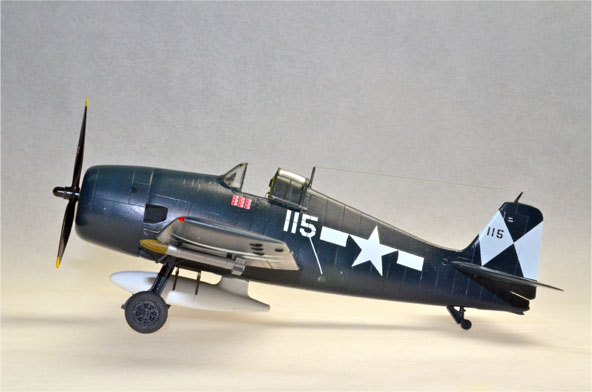 F6F-5 Hellcat (Eduard 1/72)
