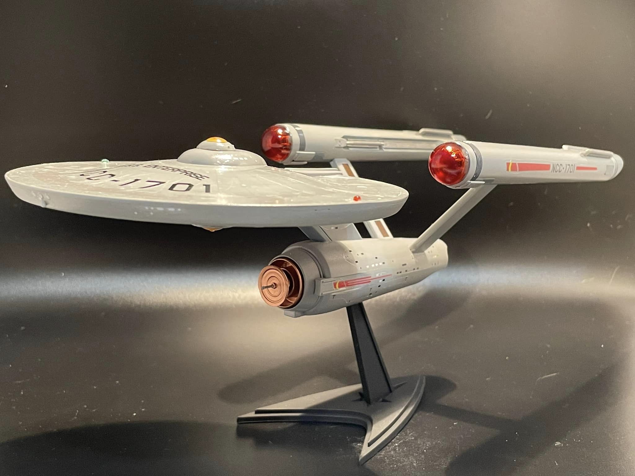 USS Enterprise, TOS (Polar Lights 1/450)
