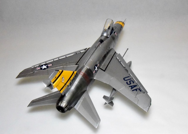 F-100D (Monogram 1/48)
USAF 1959.  Myrtle Beach AFB.  South Carolina.
