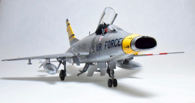 F-100D (Monogram 1/48)
USAF 1959.  Myrtle Beach AFB.  South Carolina.
