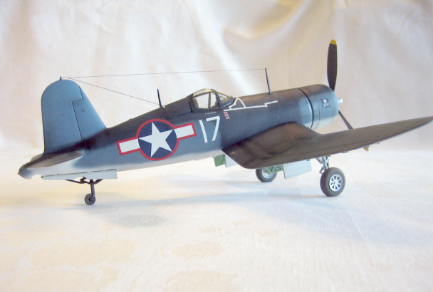 F4U-1 Corsair, Lt. Cdr. Roger Hedrick,  VF-17. Ondongo, New Georgia, 1943. (1/48 Otaki)
