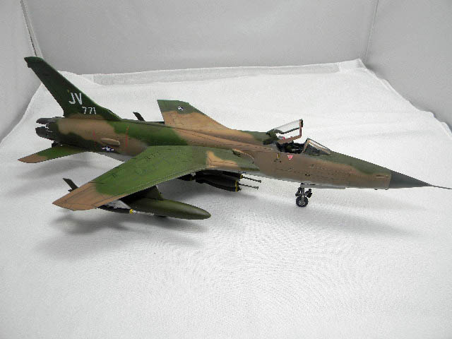 F-105D (Revell 1/48)
