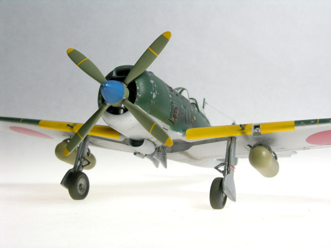 Ki-84 "Frank" (1/48 Tamiya)
22nd Fighter Sentai, Phillippine Islands, 1944
