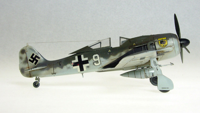 Fw190A8 R-11 Nachtjager (Hasegawa 1/72, OOB w/ resin seat)
