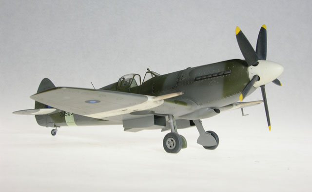 HobbyCraft Griffon Spitfire XIV
