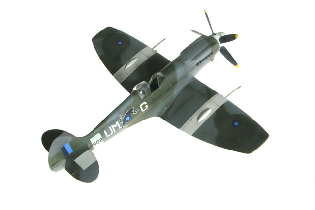 HobbyCraft Griffon Spitfire XIV
