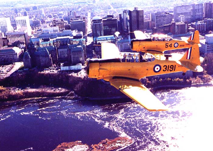 Harvard II
Harvards over Ottawa.
