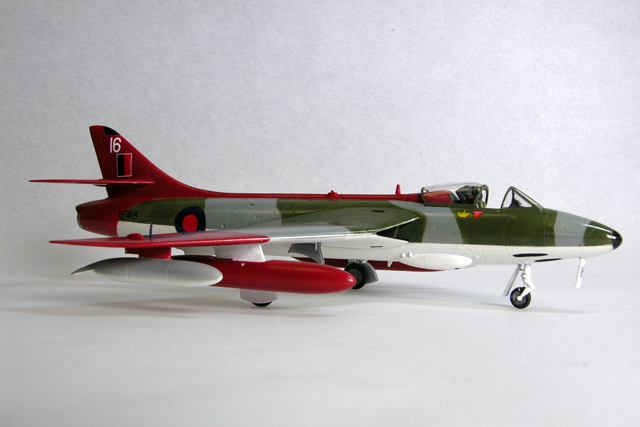 Hawker Hunter FG.1 (Revell 1/72)
