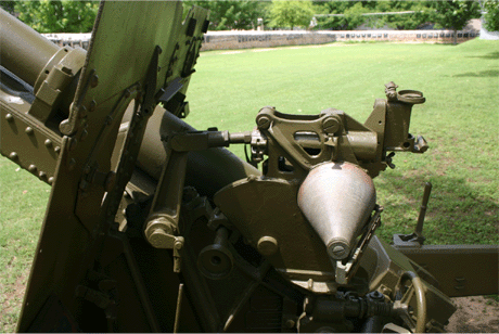 British 25 Pound Gun
