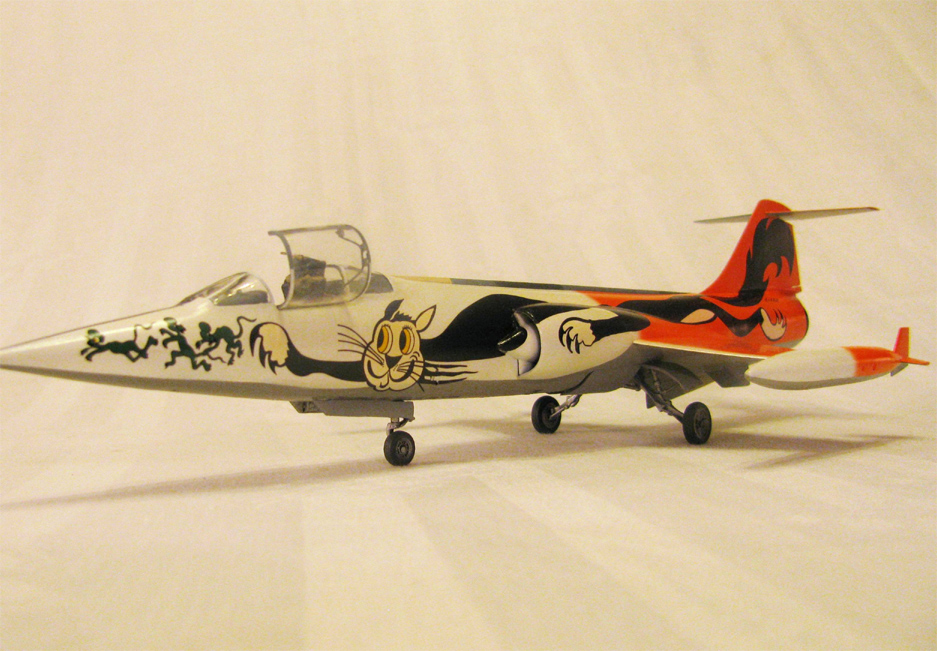 F-104 (Monogram 1/48)
