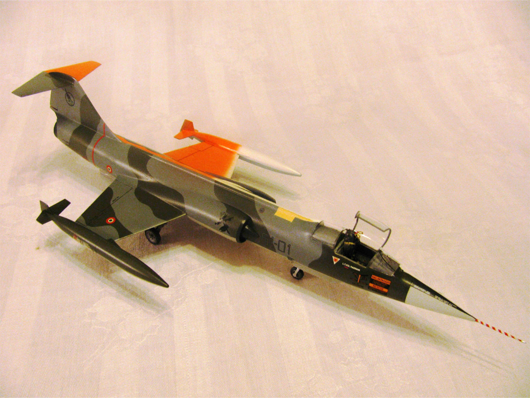 F-104 (Monogram 1/48)
