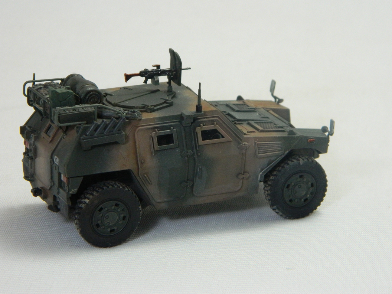 Japanese Ground Self Defense Force LAV (Tamiya 1/48)
