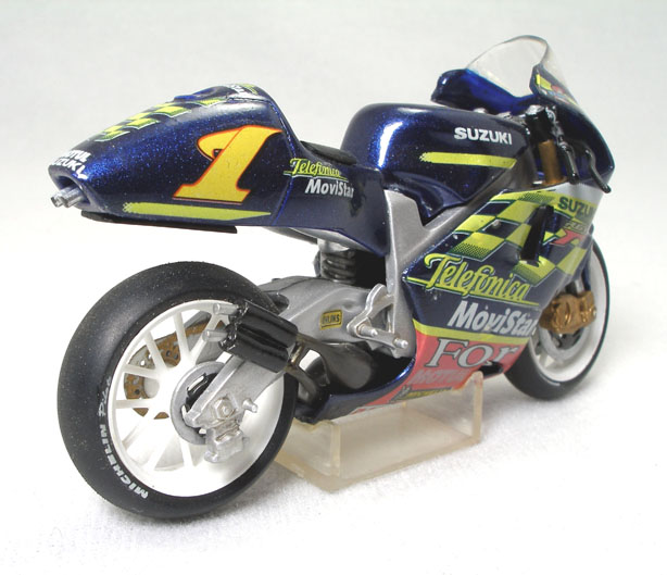 Suzuki GP500 Telefonica (Box stock 1/24 Airfix kit)
