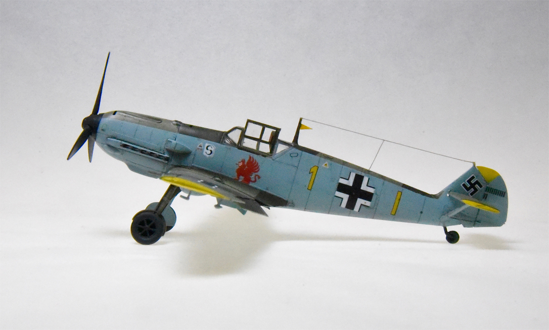 Me 109E-4 (Special Hobby 1/72)
Very good kit, complete with engine et al. Markings are from an aircraft in the Battle of Britain, August, 1940. Pilot was Oblt. Gerhard Schopfel, JG 26, stationed in France.
