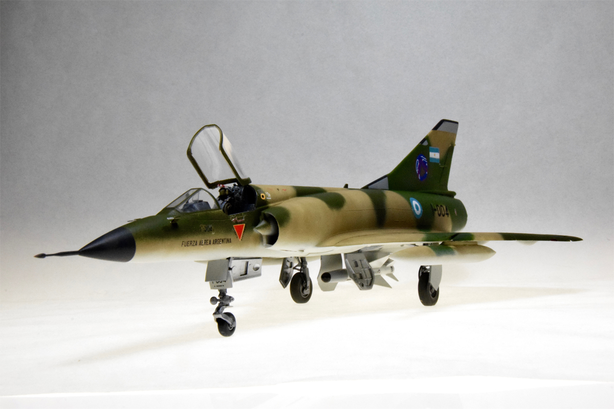 Dassault Mirage III EA (ESCI 1/48)
No.1 Sqdn. Argentine Air Force
Moron Air Base. Buenos Aires
1982 Falklands/Malvinas war
