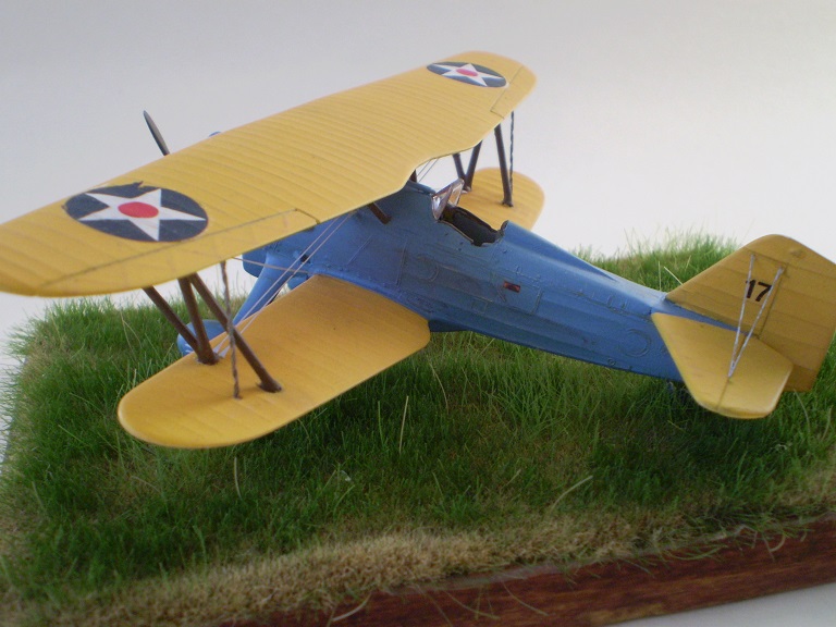 Hawk P-6E (Monogram 1/72)
Monogram 1/72 Hawk P-6E with photo-etch  
rigging from E Z Rigging.
