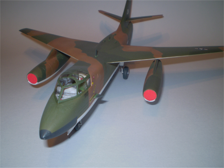 EB-66 (Italeri 1/72)
