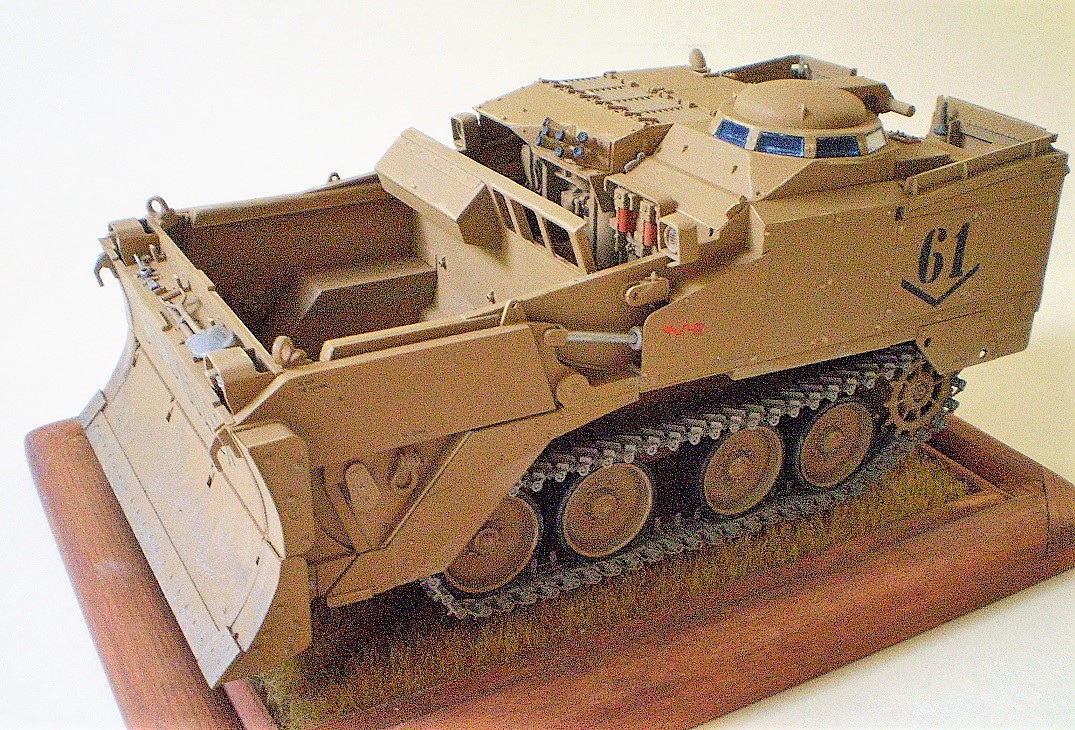 M9 ACE - Armored Combat Earthmover (Takom 1/35)
