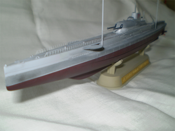 French Submarine Surcouf (1/350)
