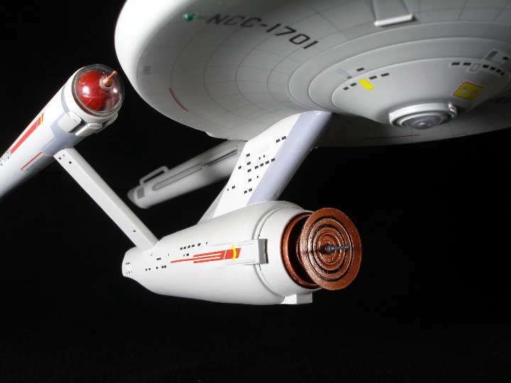 ISS Enterprise (Polar Lights 1/1000)
Star Trek ISS Enterprise. Polar Lights 1/1000 TOS Enterprise box stock built with Absolute Models Instant Grid Decal.
