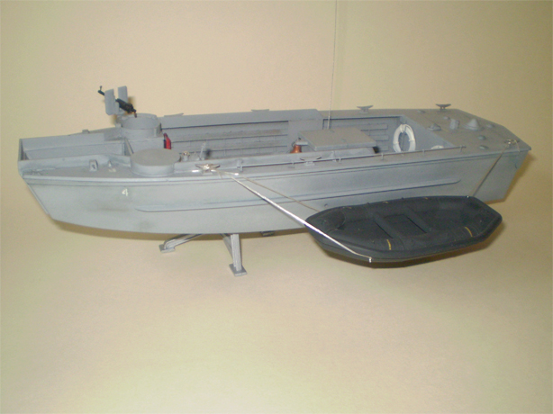 UDT Boat (Monogram/Revell 1/32)
