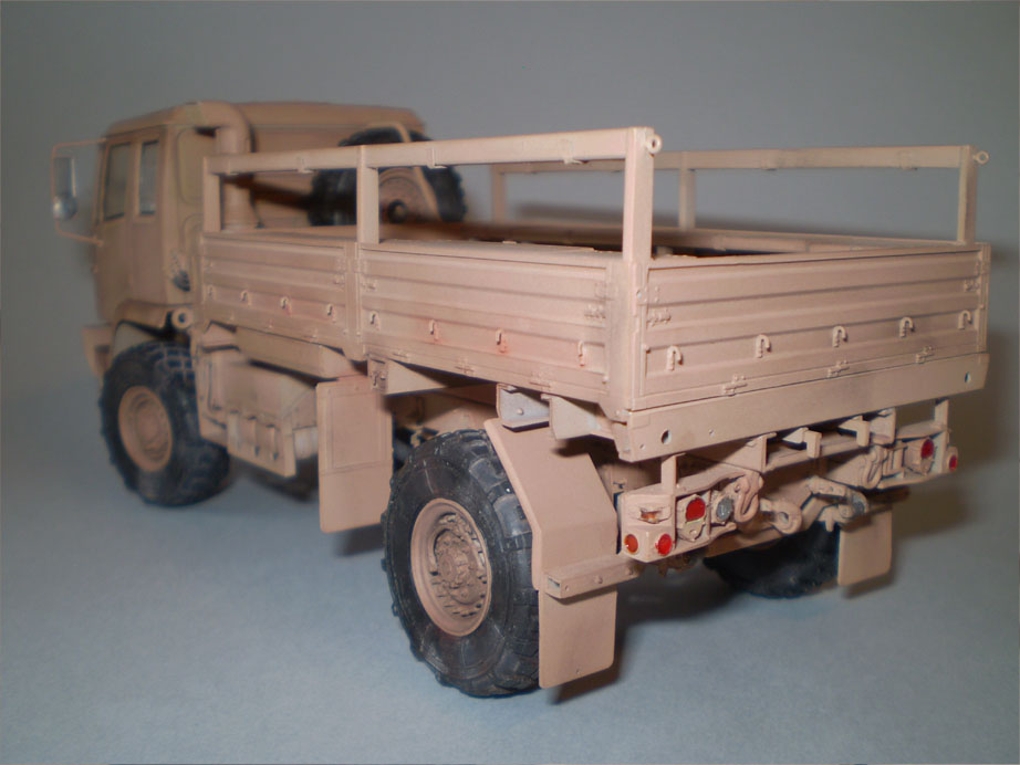 M1078 Light Medium Tactical Vehicle (LMTV) (Trumperter 1/35)
