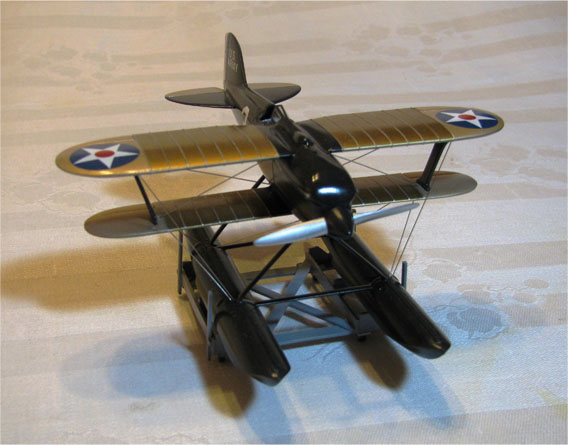 Curtiss R3C-2 (1/48 Testor's)
This Curtiss R3C-2 is the Testor's release of the old Hawk 1/48 kit.   It represents the 1925 Schneider Trophy winner flown by then Lt. Jimmy Doolittle.
