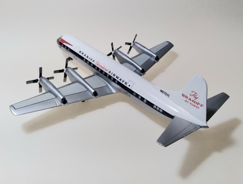 Lockheed L-188 Electra II (Minicraft 1/144)
