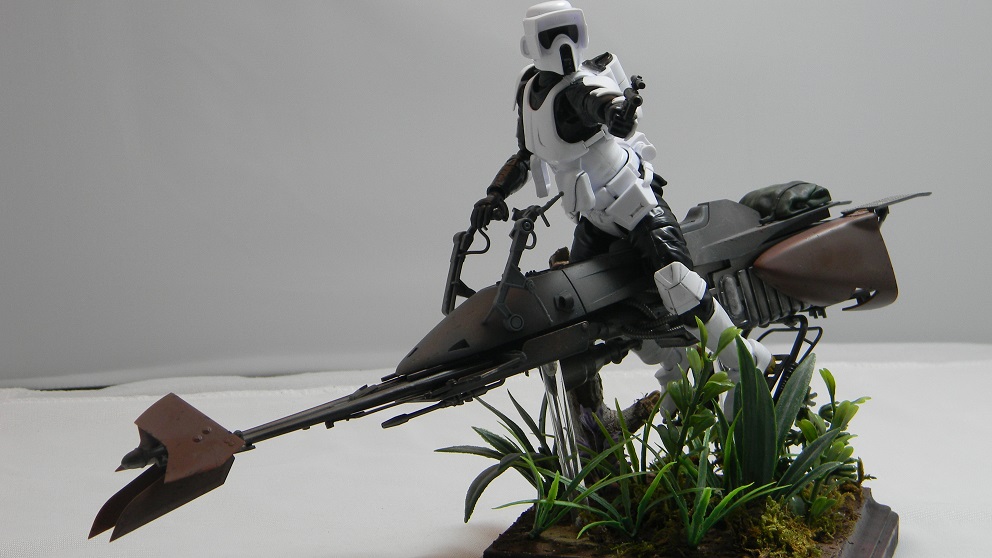 Scout Trooper and Speeder Bike (Bandai 1/6)
