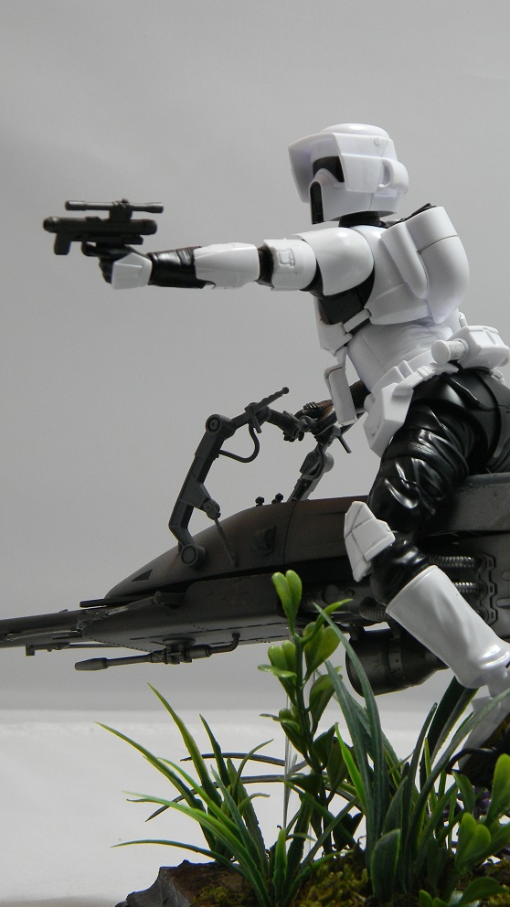 Scout Trooper and Speeder Bike (Bandai 1/6)
