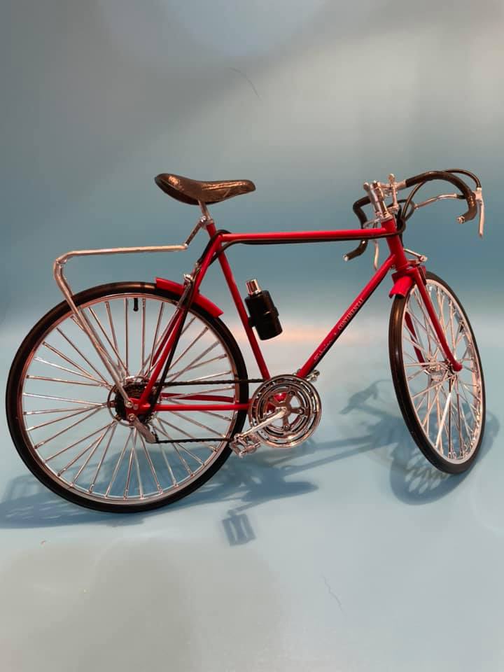 Schwinn 10-Speed Continental Racer (MPC 1/8)
