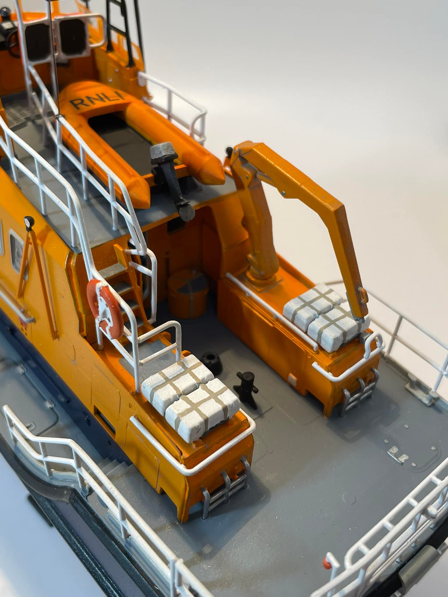 RNLI Severn Class Lifeboat, Stornoway, Scotland (Airfix 1/72)
