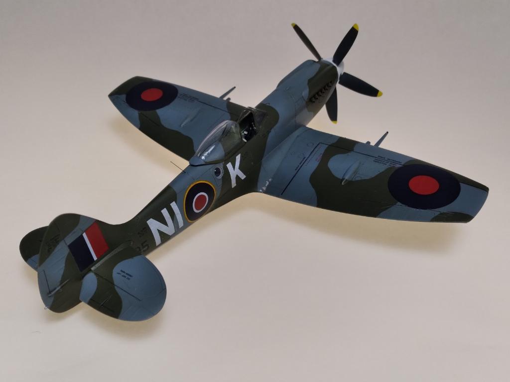 Spitfire FR. XIVe, 451 Squadron RAAF, Germany, December 1945 (Academy 1/48)
