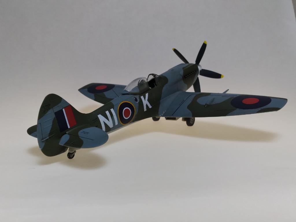 Spitfire FR. XIVe, 451 Squadron RAAF, Germany, December 1945 (Academy 1/48)
