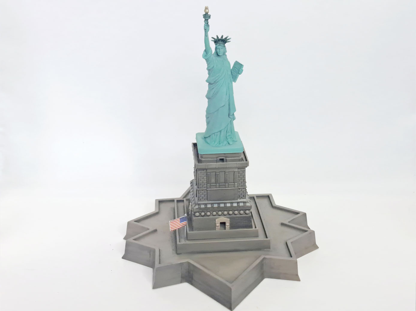 Statue of Liberty (Italeri)
