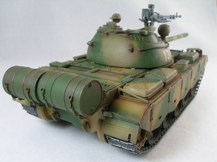 Chinese PLA Type 69-II Medium Tank (Trumpeter 1/35)
Box stock White Elephant gift from Xmas Party
