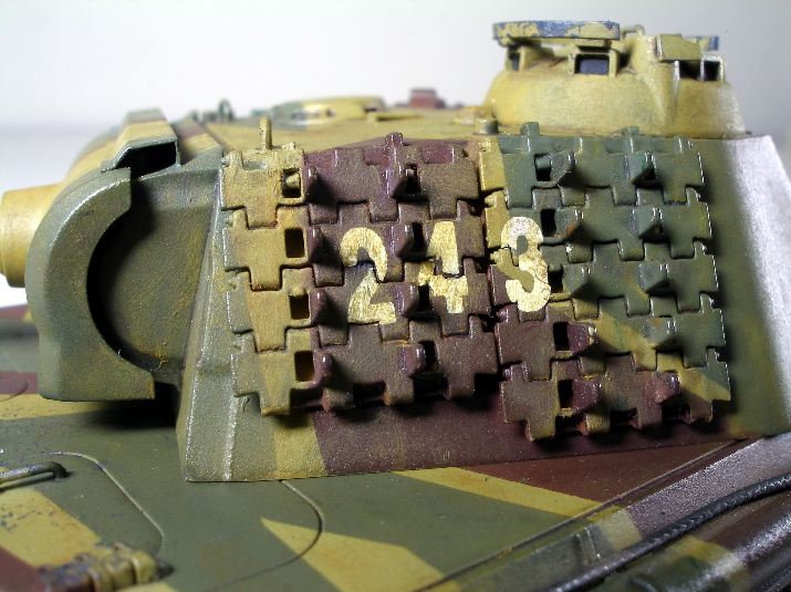 Panther G , Poland 1944 (Tamiya 1/48)
This is my first 1/48th Tamiya armor kit.  I added a aluminium barrel by Fine Molds and PE detail set by Hauler.
