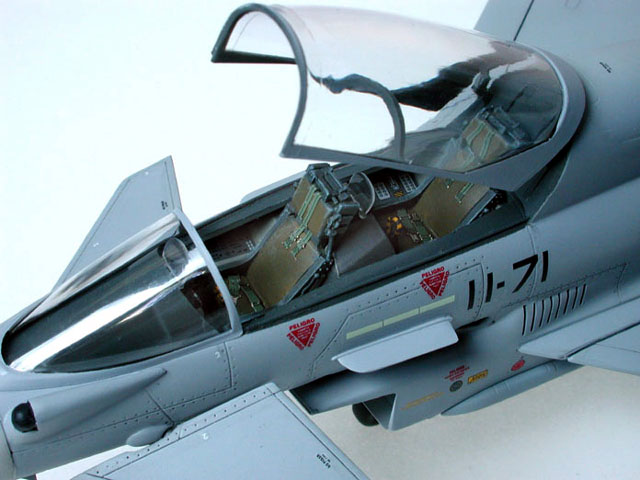 Typhoon with Spanish Markings (1/48 Italeri) 
[b][URL=http://www.austinsms.org/article9_04.php]Click here to read the feature article on this model.[/URL][/b]
