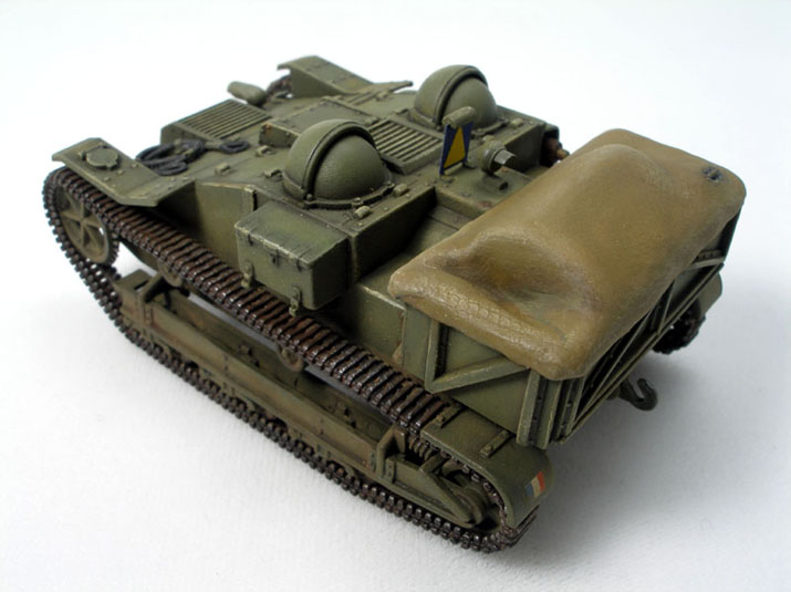 French UE Armored Carrier (Mirage Hobby 1/35)
