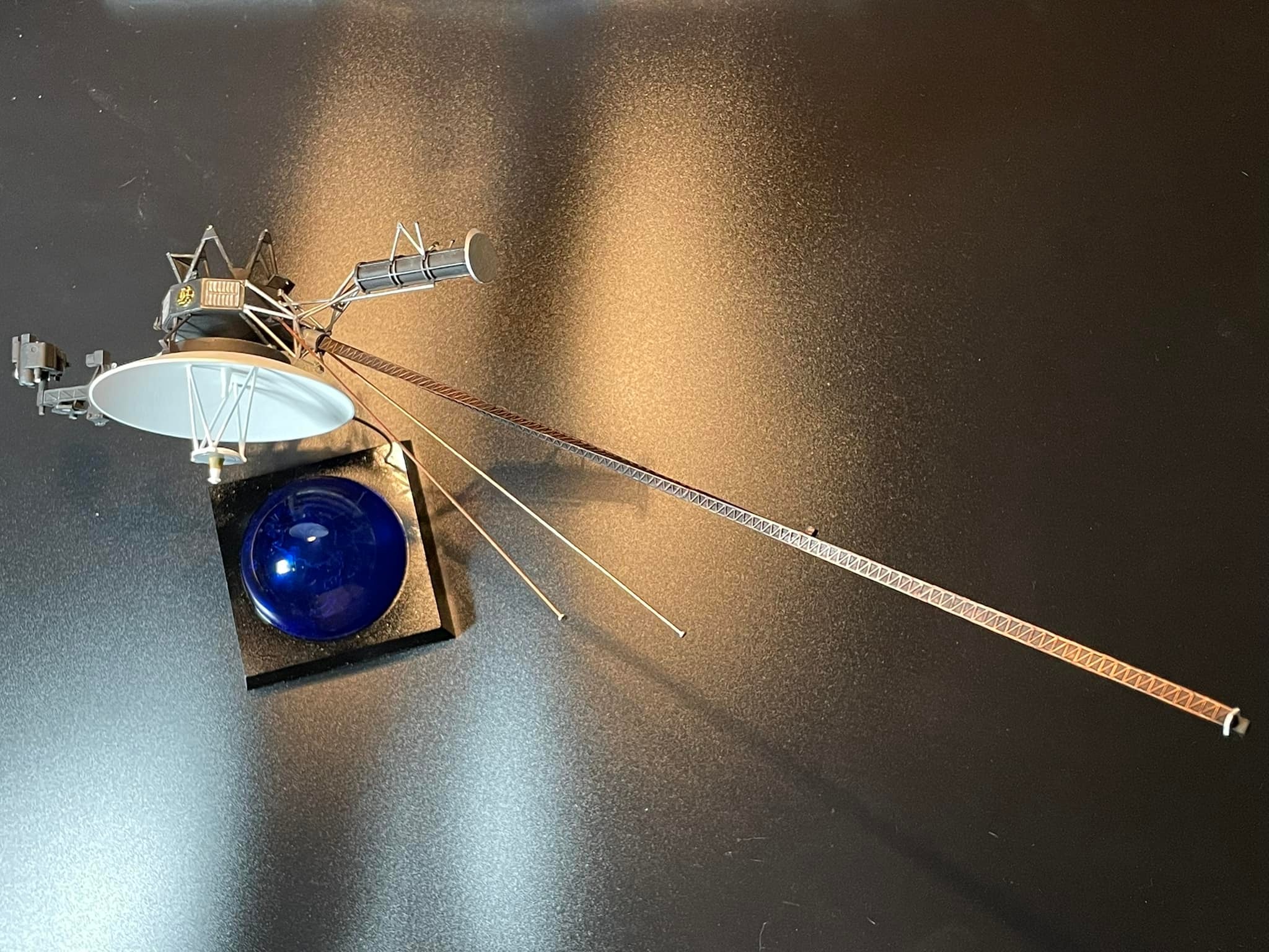 Voyager Probe (Hasegawa 1/48)
