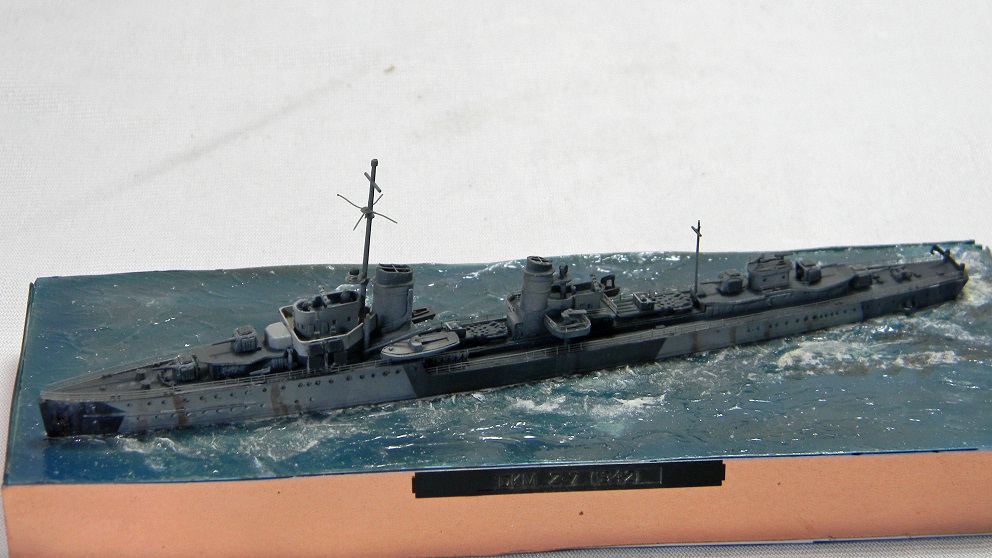 Z-7 German Destroyer (Trumpeter 1/700)
