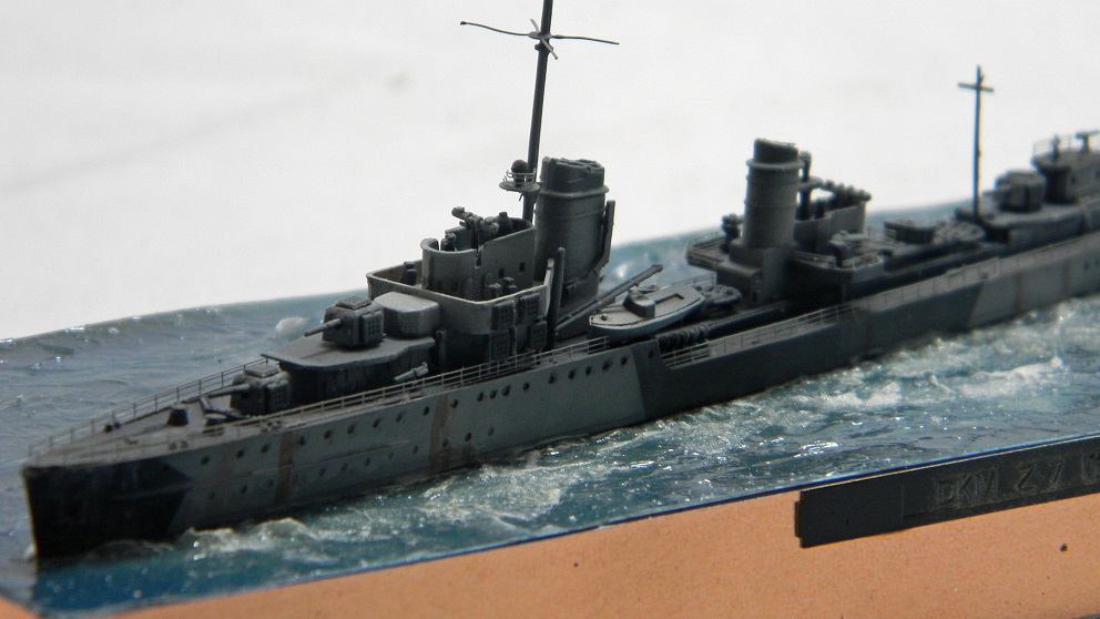 Z-7 German Destroyer (Trumpeter 1/700)
