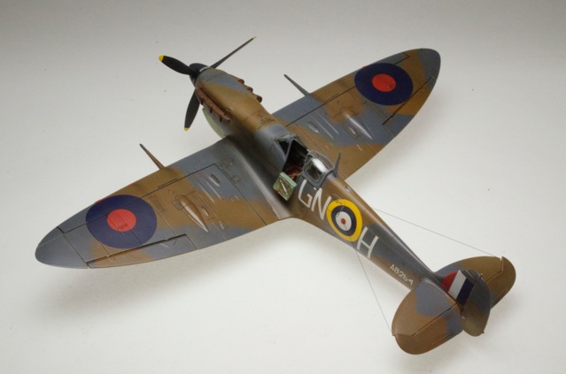 Spitfire Vb (Airfix 1/48)
Airfix 1/48 Spitfire Vb from the defense of Malta. The mid-stone color was covered over with extra dark sea gray since the mid-stone color was a yellowish tan and not a good camouflage over water. The markings and scheme—including the overspray— are all OOB.
