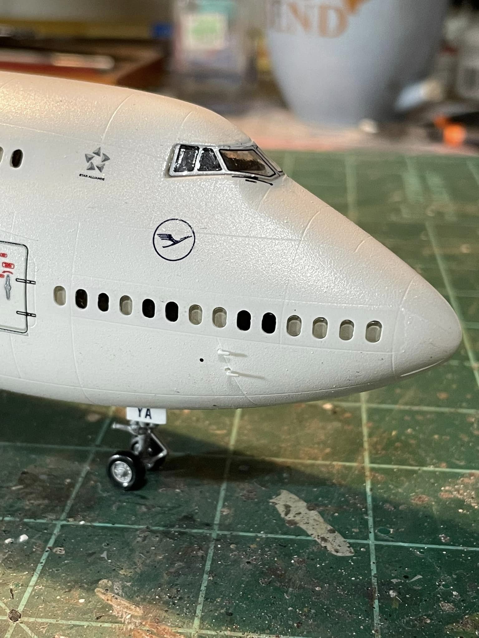 Boeing 747-8, Lufthansa (Revell Germany 1/144)
