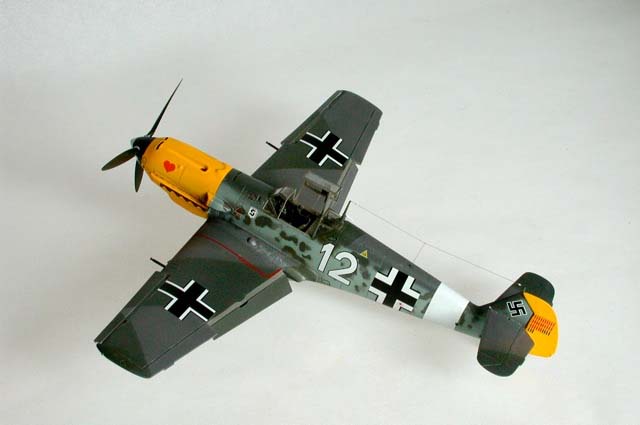 BF 109E-4/7 (Tamiya 1/48)
I added a resin seat with molded-on belts, otherwise it's out of the box.
