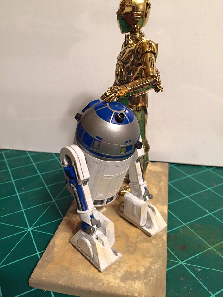 C-3PO and R2-D2 (Bandai 1/12)
These aren't the droids you are looking for.
