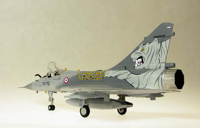 Mirage 2000
1/48 Monogram box stock (except for the refueling probe), French AF; Gunze & Polly S paints; Two Bobs' 2001 Tiger Meet decals.
