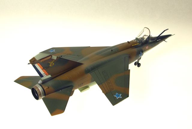 Mirage F1-AZ (ground attack) South African Air Force (1/48 ESCI/Scale Craft)
