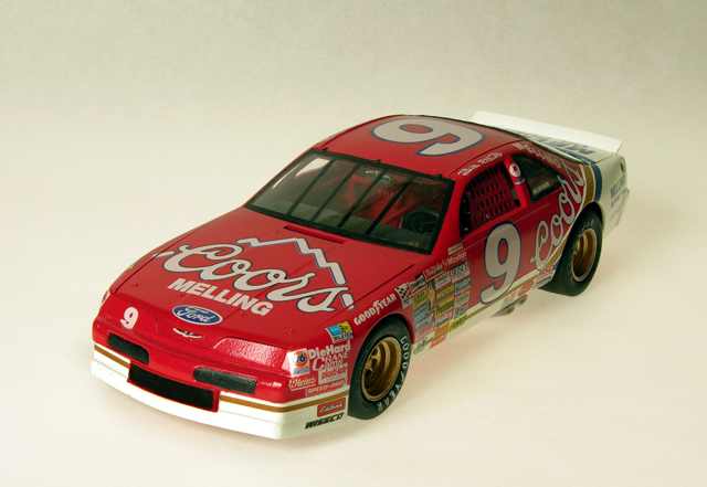 NASCAR Coors T-Bird (1/25 AMT)
